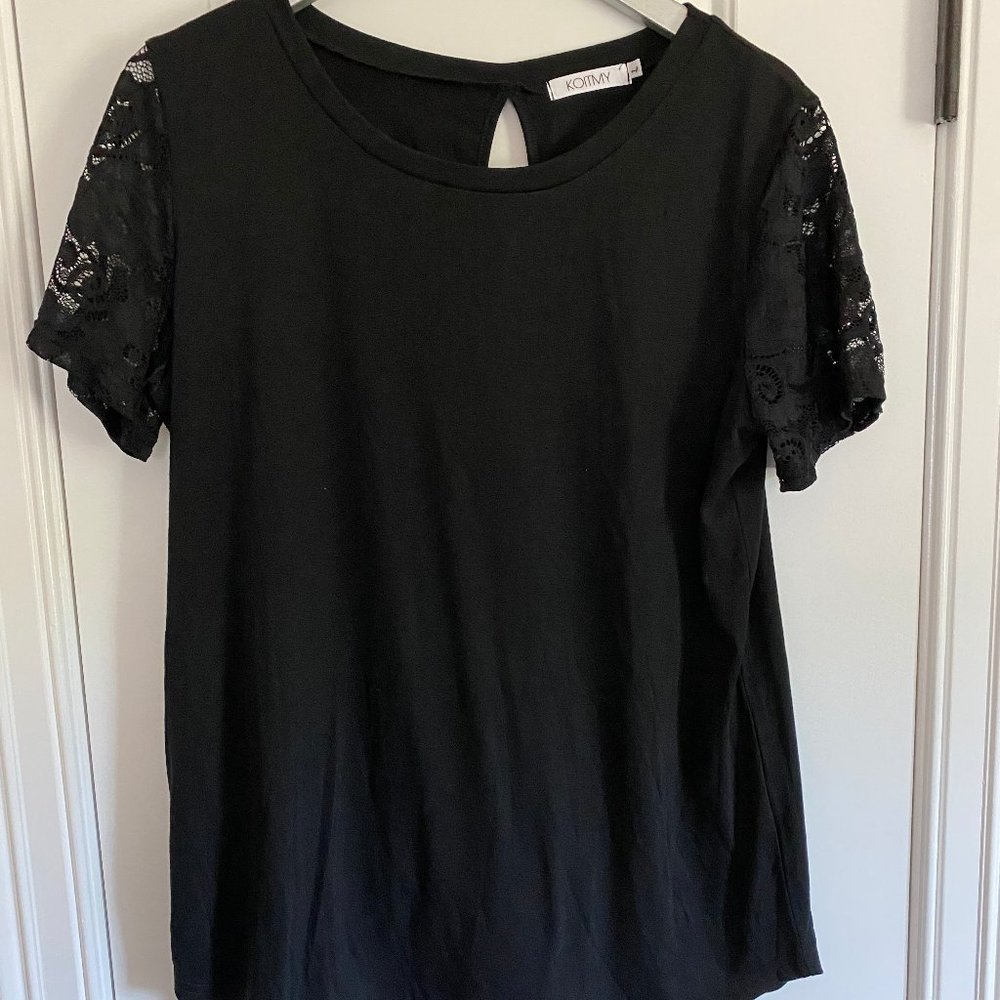 Women's Black Top
